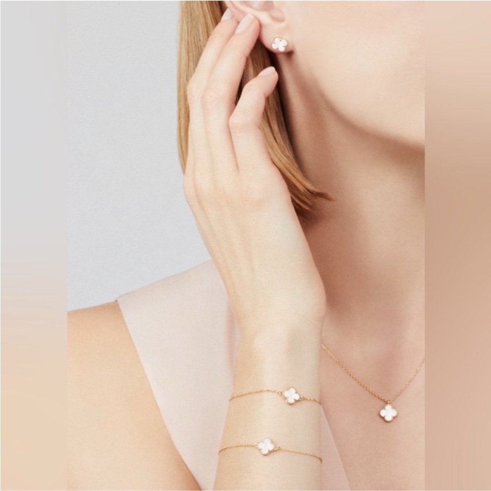 Van Cleef Arpels Sweet Alhambra bracelet